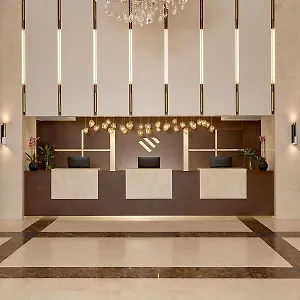 https://grand-palace.hotelschalkidiki.net